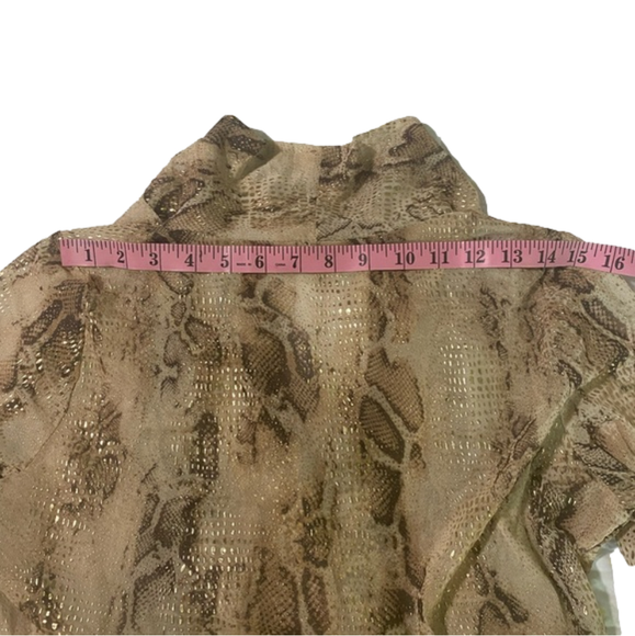 Juliette Drape Front Top EUC - Picture 7 of 7